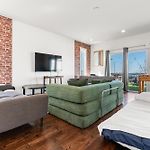 8Min To Downtown With Rooftop Golf Grill And Firepit