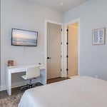 King Bed - Parking - 3 Miles To Lower Broadway