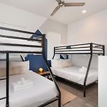 Hurst House - 4 Stylish Homes - Mins To Germantown