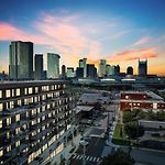Hyve-Anthem-Private Balconies-Walk To Broadway