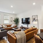 Beautiful Luxury Renovation Near Downtown
