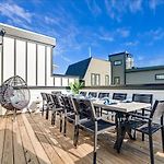New Luxury Home Private Roof Deck