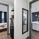 Modern Condo For 6 With Rooftop & Gym Near Dt