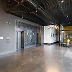 Modern Condo For 6 With Rooftop & Gym Near Dt