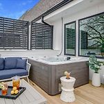 Modern Southern Townhomes Private Hot Tub