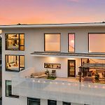 New Walk To Gulch - Private Penthouse Pool & Deck Views