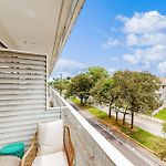 Illume 305