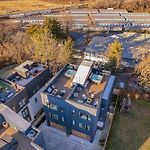 Rooftop Deck Hot Tub & Game Room In Nashville