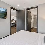 6 Min To Broadway - Gym Rooftop Sleeps 8