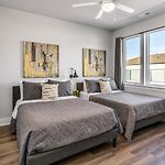 2 Premier Nashville Homes Sleeps 24 Rooftops