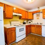 Half Of Duplex Just 2 Blocks From Hadley Park