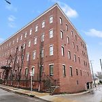 Trendy Condo For 2 Near Centennial Park & Vandy