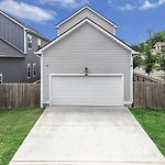 10 Mins To Broadway & Dt King Suites, Sleeps 12