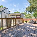 The Northview Nook- Dog-Friendly Nashville Retreat