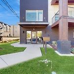 Downtown West End Nashville Retreat Near Broadway