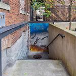 Luxury 2Br Midtown Condo Near Broadway & Pool