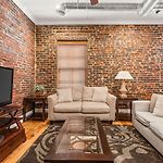 The Johnny Cash Dual Condos Downtown At Printer\'S Alley & Steps To Broadway