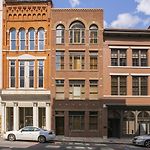 The Dolly Parton-Printer\'S Alley- 2 Blocks To Broadway