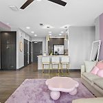 Vibrant Nashville Retreat Pool And Glam Room