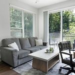 Landing Modern 2Bd Gym Courtyard
