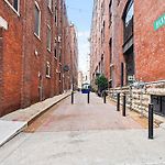 Backstage Jam - 2 Units - Walk To Broadway