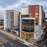 2Br, Haven At Gulch Hotel W/ Rooftop Pool & Views