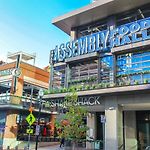 Layla\'S Downtown Nash Retreat | Walk To Broadway - Pool, Gym, Private Balcony, And More!