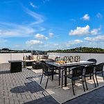 Two Large Nashville Homes Minutes To Downtown