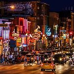 Nashville Retreat Rooftop Skyline & 12 Guests
