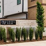Scovel Row Stay Rooftop Near Broadway