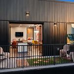 Rooftop Deck & Skyline Views Downtown Penthouse