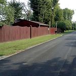 Beautiful Waterfront Vacation Rental Close To Opryland In Nashville, Tennessee
