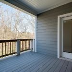 Luxury Three Bedroom Townhouse Near Airport