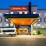 Hampton Inn By Hilton Nashville Airport Century Place