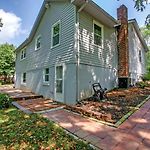 Walk To Trails & Fishing Spots! Lake Ozark Escape