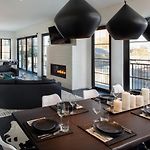 121 Hotel