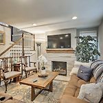 Nashville Home W/ Fire Pit & Yard, 3 Mi To Dwtn