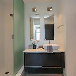 Mid Century Modern Downtown 30+ Night Min *