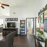 Holiday home Fun Buena Vista Heights Close To Downtown