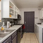 Fun Buena Vista Heights Close To Downtown *