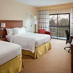 Courtyard By Marriott Airport 3*