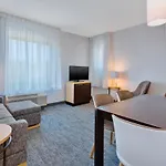 Towneplace By Marriott Airport 3*