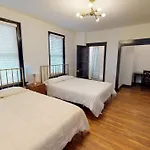 Studio 16