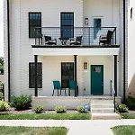 Holiday home Brand New Luxury Near Downtown *