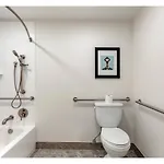 Cambria Airport Hotel 5*