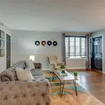 Nashville Flat Minutes From Everything -206