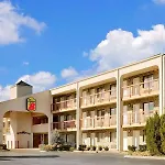 Super 8 By Wyndham Hermitage 2*