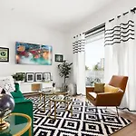 Illume 203 Apartment