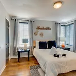 2Br Apt By Vandy-Walk To Dinning -208