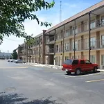 Hotel Knights - Downtown Nashville